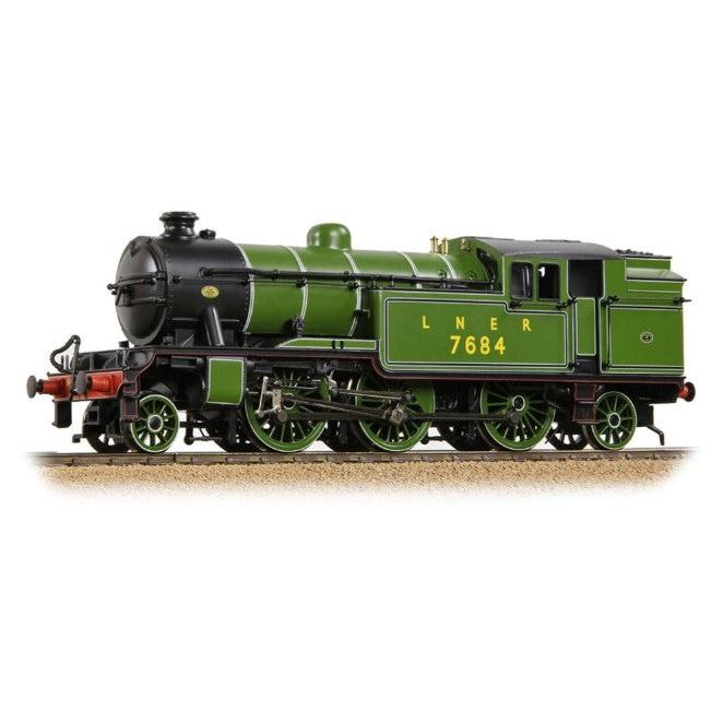 image1_OO LNER V1 Tank 7684 LNER Lined Green (Revised)