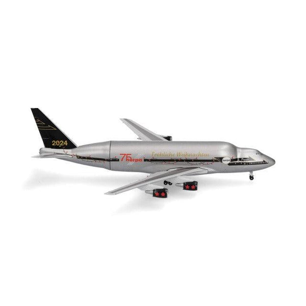image1_1/500 Christmas 2024 B747LCF Dreamlifter "Prancer"