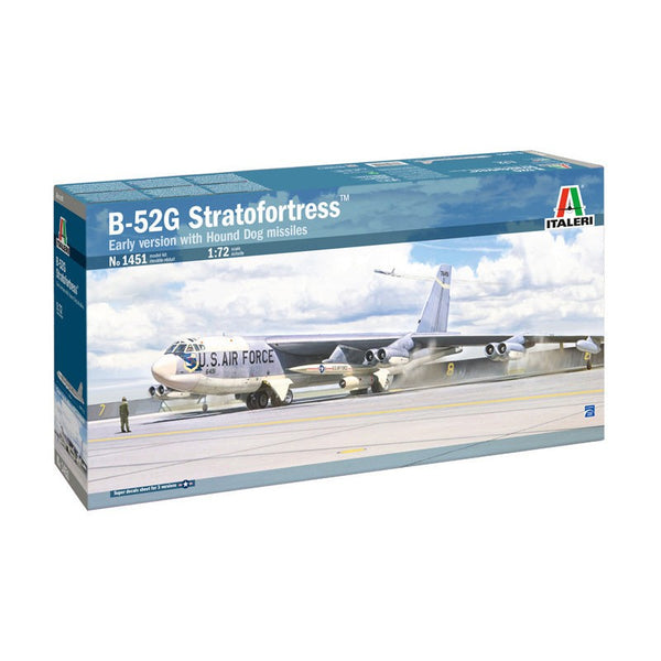 1/72 B52G Stratofortress Early version with Hound Dog missiles